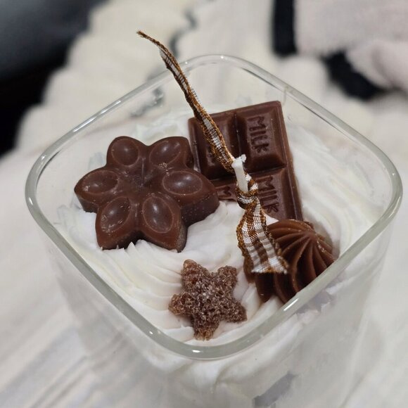 Handmade ✦ Soy Wax Candle ✦ Chocolate Dessert Whipped Style Recycled Glass 4" - Picture 4 of 9